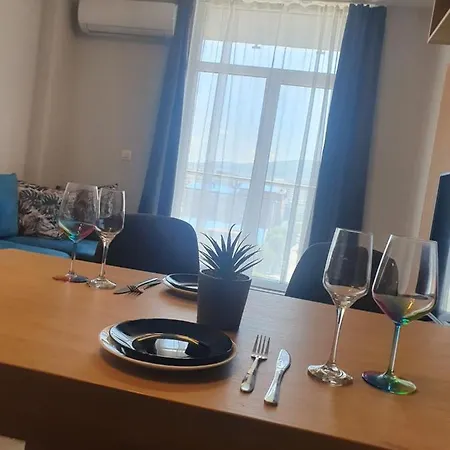 Апартаменты Diamond Luxury 1 *